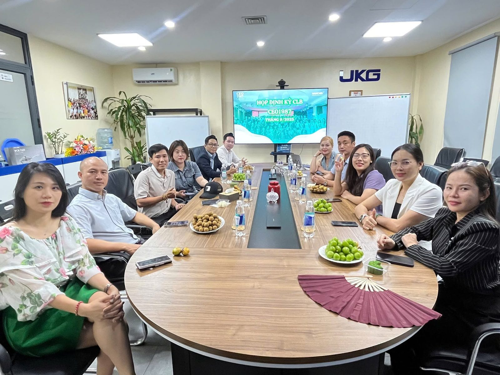 Thành viên CEO 1987 họp định kỳ tháng 9/2025 tại văn phòng, một phần đời thường của Tình Bạn 1987