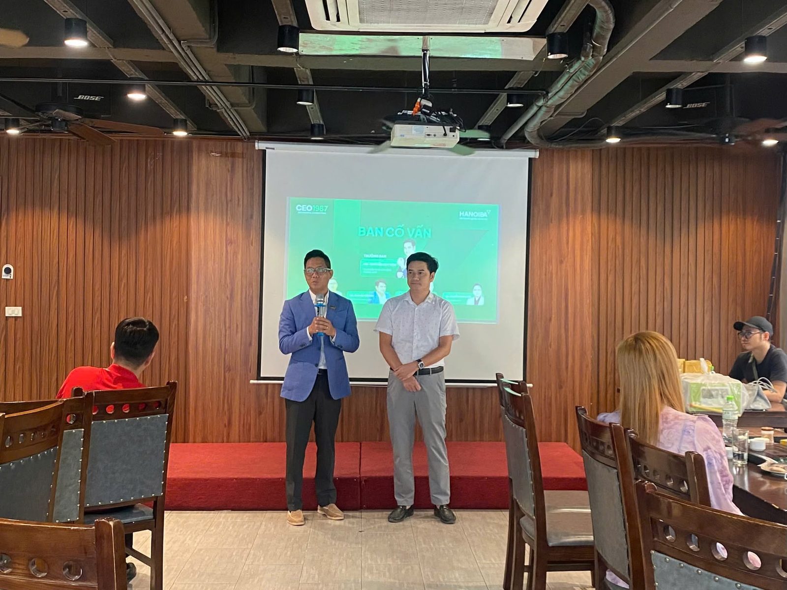 Ra mắt Ban Cố vấn CLB CEO 1987